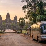 découvrez pourquoi le tourisme au cambodge est confronté à un fort ralentissement et quelles en sont les causes ainsi que les conséquences pour l'économie locale.